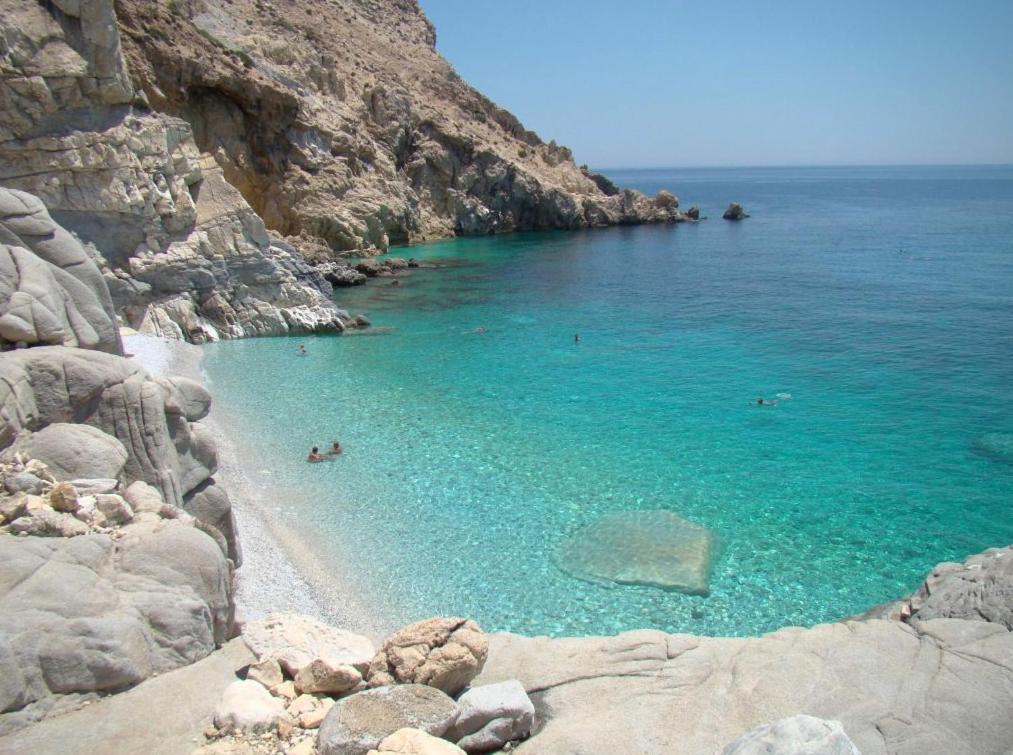Manganítis Ikaria Studios מראה חיצוני תמונה