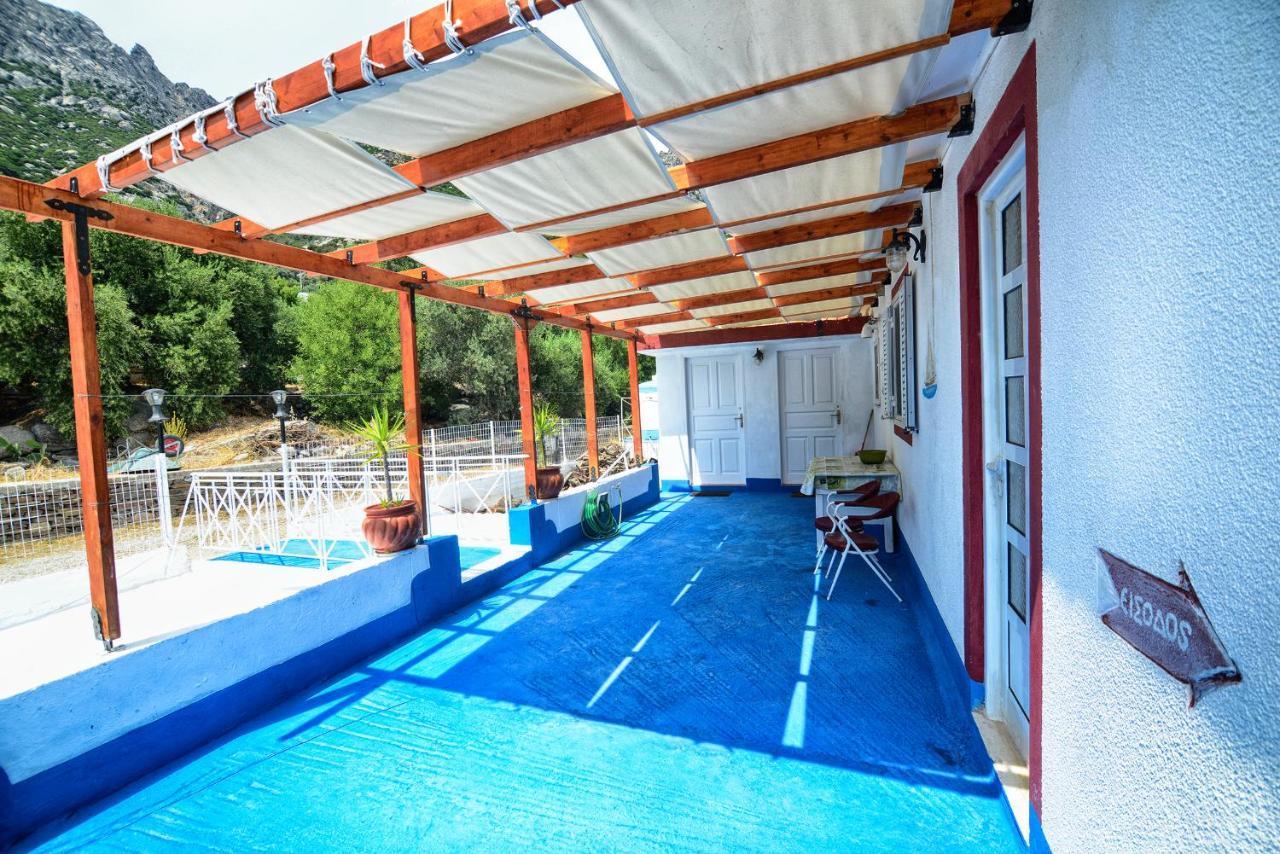 Manganítis Ikaria Studios מראה חיצוני תמונה
